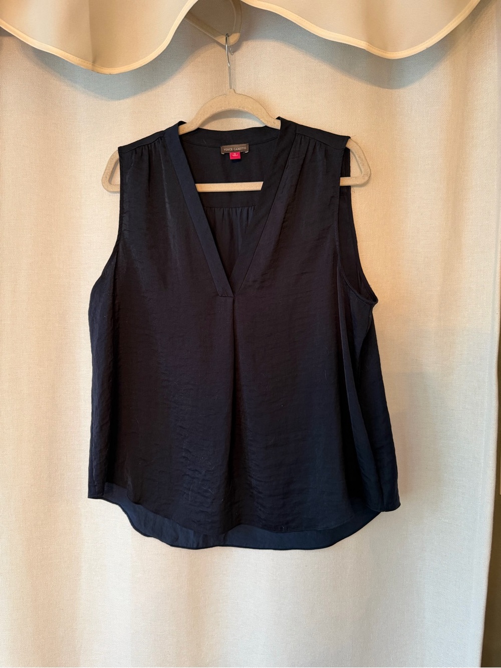 Vince Camuto Navy Sleeveless V-Neck Top